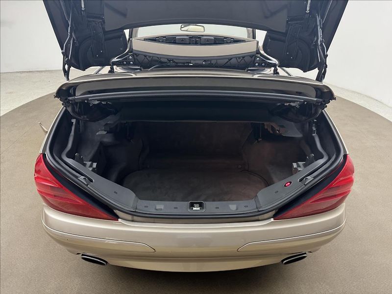Mercedes-Benz SL 5,0 500 V8 225kW AT KŮŽE - fotka 48 z 48