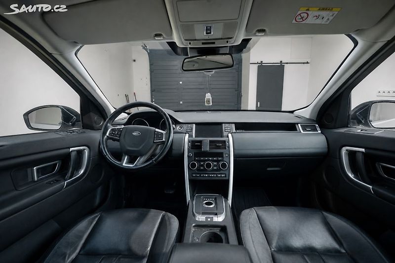 Land Rover Discovery Sport - NEPOJÍZDNÝ - fotka 7 z 28