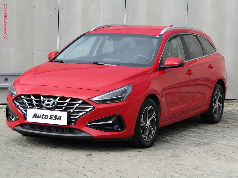 Hyundai i30 (2021) 1.0 T-GDi, 1.maj,ČR, AT - fotka 3 z 21