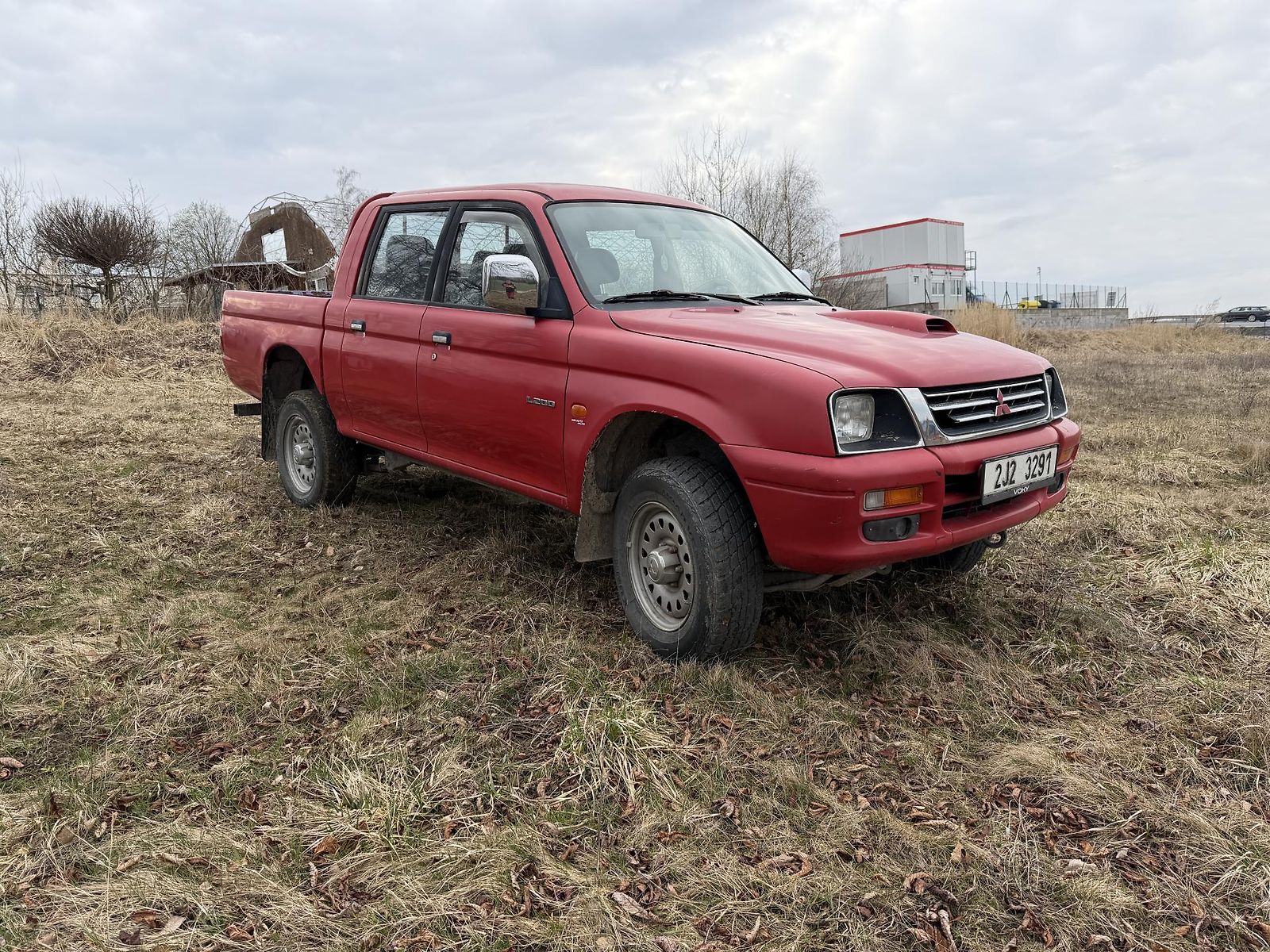 Mitsubishi L200 2,5 TD   4x4  5míst