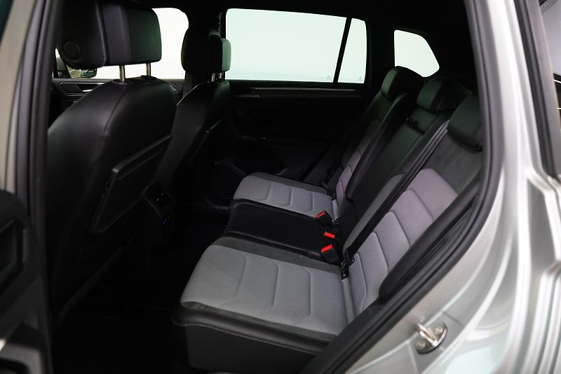 Volkswagen Tiguan - fotka 24 z 25