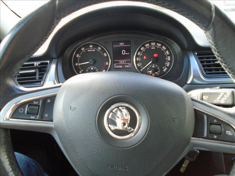 Škoda Rapid 1,2 - fotka 24 z 25