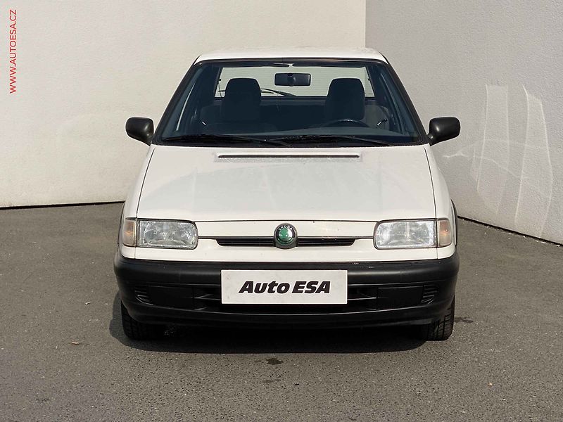 Škoda Felicia (1997) 1.3i, ČR, servis.kniha - fotka 2 z 12