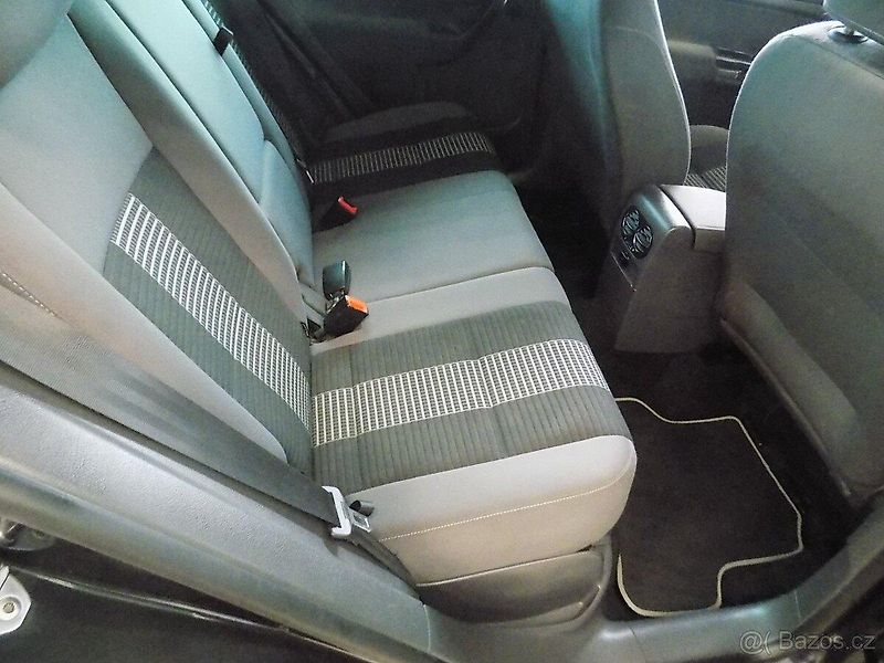 Volkswagen Golf Plus (2008) 1.4 TSI 90Kw, AUTOMAT, KLIMA - fotka 11 z 20