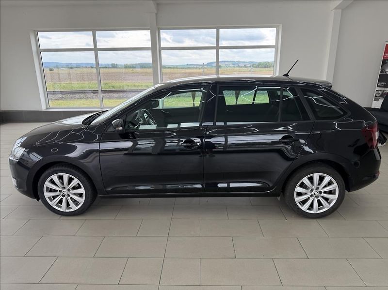 Škoda Rapid 1,2 TSI, Climatronic, CarPlay - fotka 8 z 26