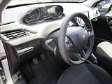Peugeot 208 1.2i Klima, Navi - náhled 11