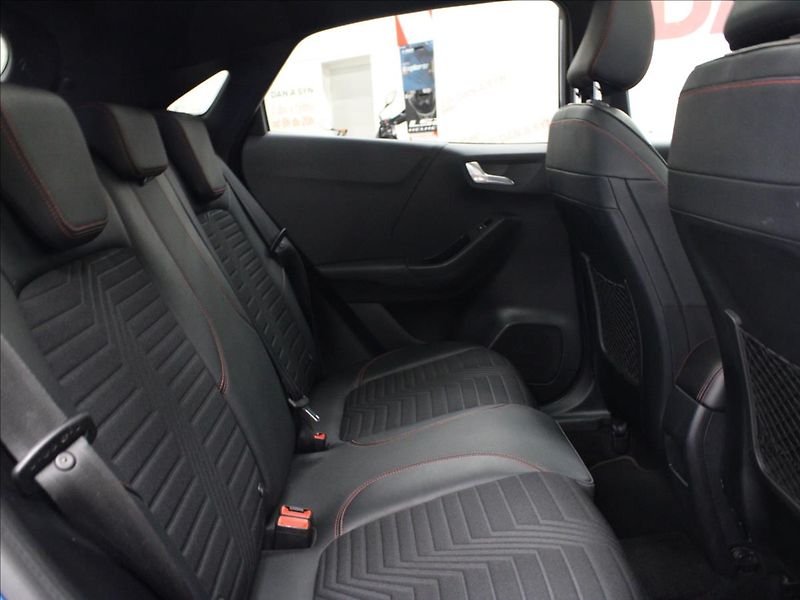Ford Puma 1,0 EcoBoost ST-Line X - fotka 13 z 32