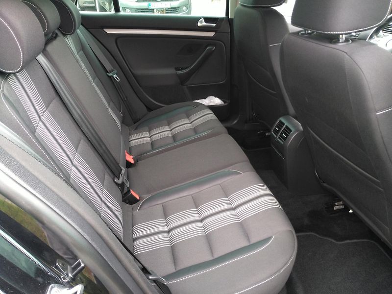 Volkswagen Golf Variant 1,2 TSI  MATCH /77 kW/ - fotka 38 z 41
