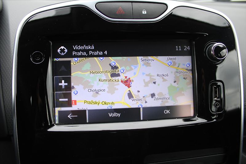 Renault Clio 1.5 dCi AUTOMAT NAVIGACE ČR - fotka 17 z 20