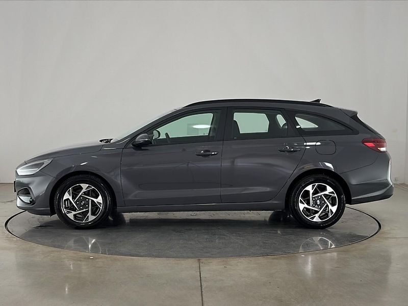 Hyundai i30 SMART DCT - fotka 3 z 26