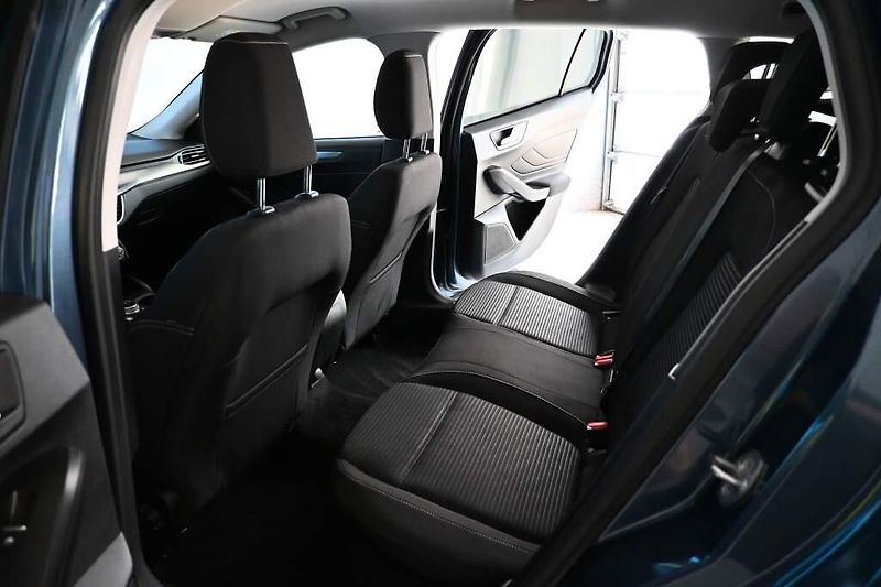 Ford Focus (2023) 1.5 LED TITANIUM Kamera 8AT EC - fotka 9 z 28
