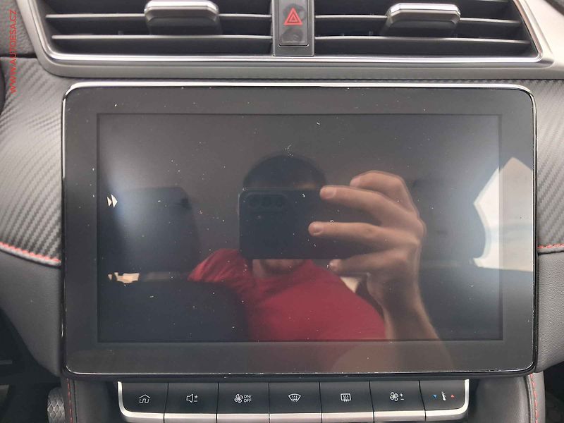 MG ZS (2023) 1.5i, 1.maj,ČR, LED, AC - fotka 14 z 19