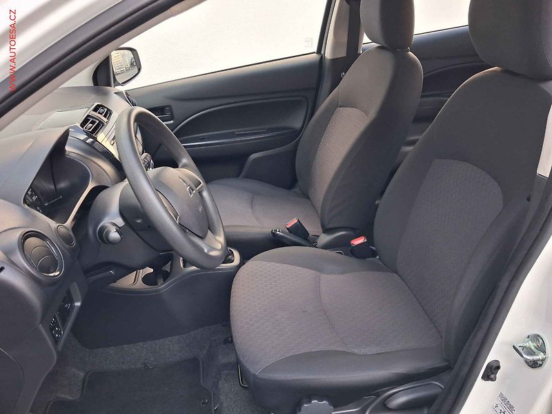 Mitsubishi Space Star (2020) 1.0i, AC, +kola - fotka 9 z 15