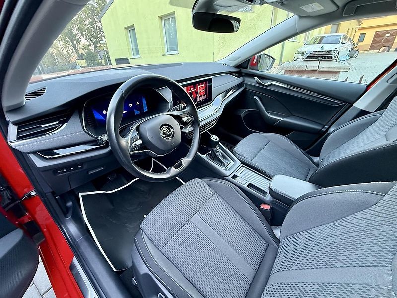 Škoda Octavia (2023) 1.5TSi 110kW STYLE Koup.ČR  - fotka 8 z 16