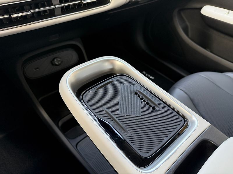 Dongfeng Ostatní E3 360° kamera 42 kWh - fotka 29 z 40
