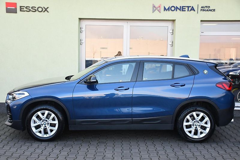 BMW X2 xDrive20d TAŽNÉ ČR PANO 1M HUD - fotka 11 z 38