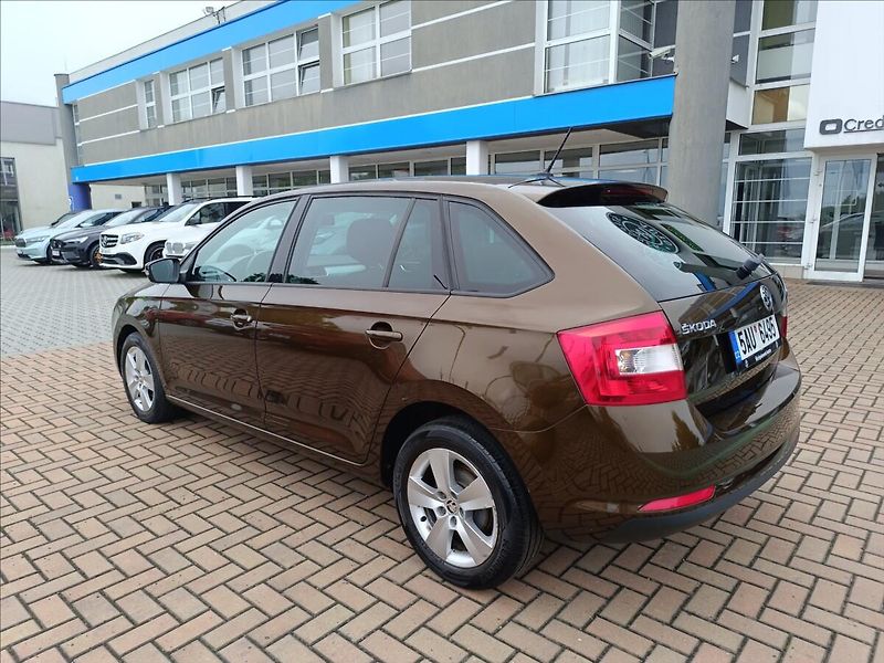 Škoda Rapid 1,2 TSi DSG Ambition - fotka 8 z 19