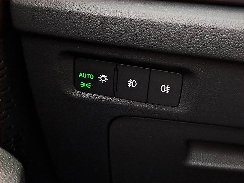 Škoda Octavia (2022) Ambition 2.0 TDI, ČR,1.maj - fotka 17 z 18