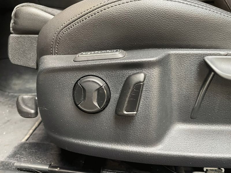 Volkswagen Passat (2017) 2.0TDI,140kW,DSG,HIGHLINE,DPH, - fotka 31 z 41