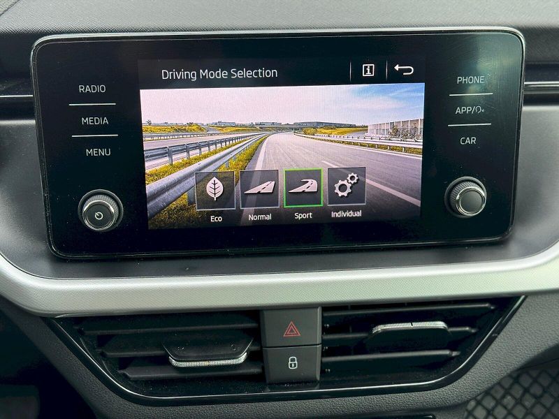 Škoda Kamiq (2021) Style Plus 1,5 TSI 110 kW DSG - fotka 17 z 28
