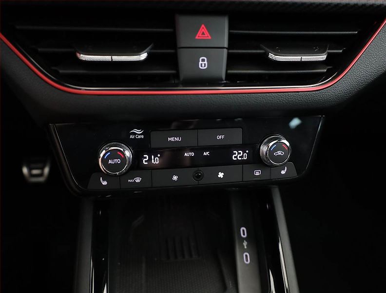 Škoda Kamiq (2025) 1.0 TSI, Monte Carlo - fotka 10 z 21