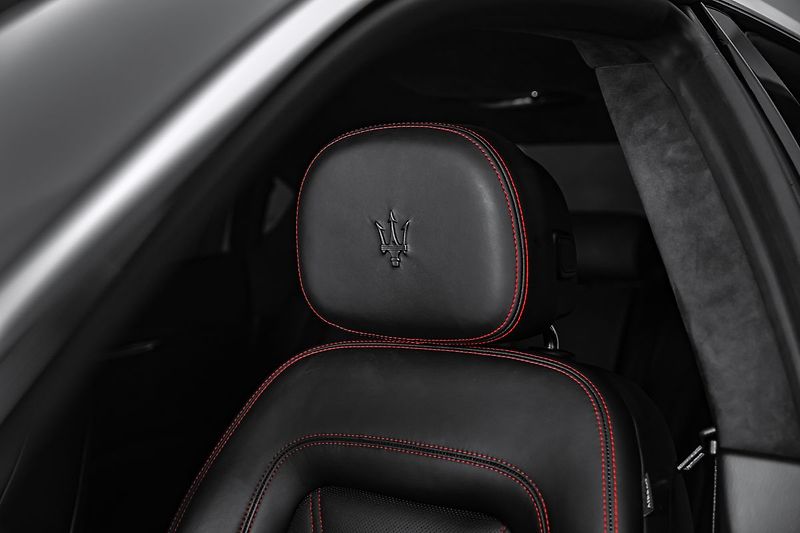 Maserati Quattroporte GTS V8 530PS - fotka 20 z 25