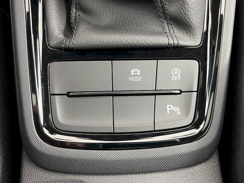 Škoda Kamiq (2025) DSG 1.5TSI 110kW Monte Carlo - fotka 24 z 33
