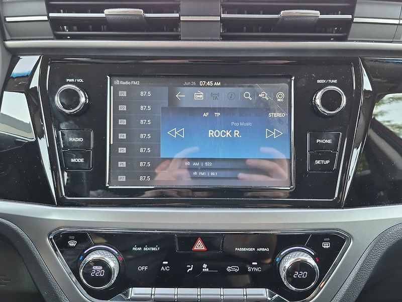 SsangYong Korando Style  1.5 Turbo 120 kW A/T - fotka 17 z 25