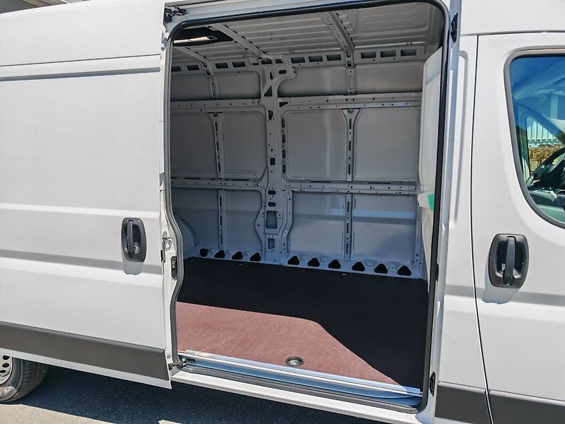 Toyota Proace Max L3H2 - fotka 7 z 21