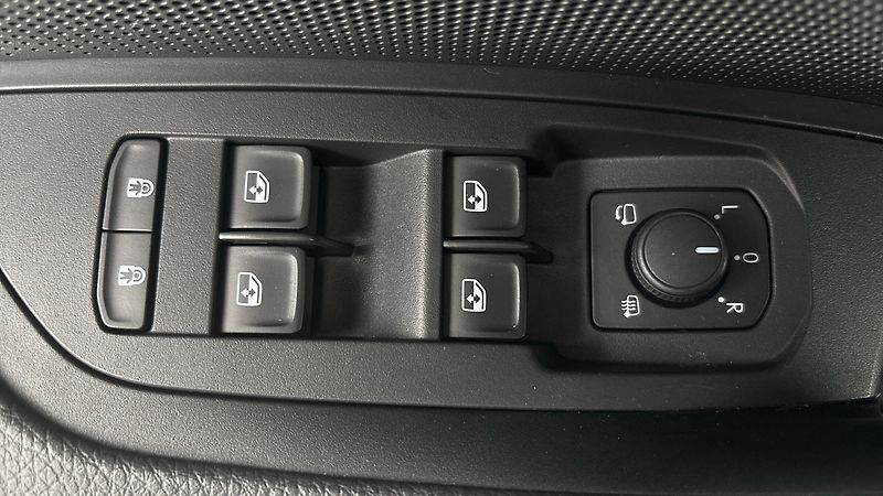 Škoda Kodiaq 2.0 TDI DSG 4x4 Exclusive Sele - fotka 25 z 35