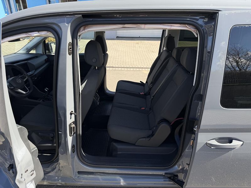 Volkswagen Caddy MAXI 2,0TDi 4x4 7 míst  - fotka 15 z 17