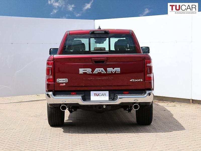 RAM 1500 (2024) Longhorn 5.7 V8 Hemi  - fotka 8 z 47