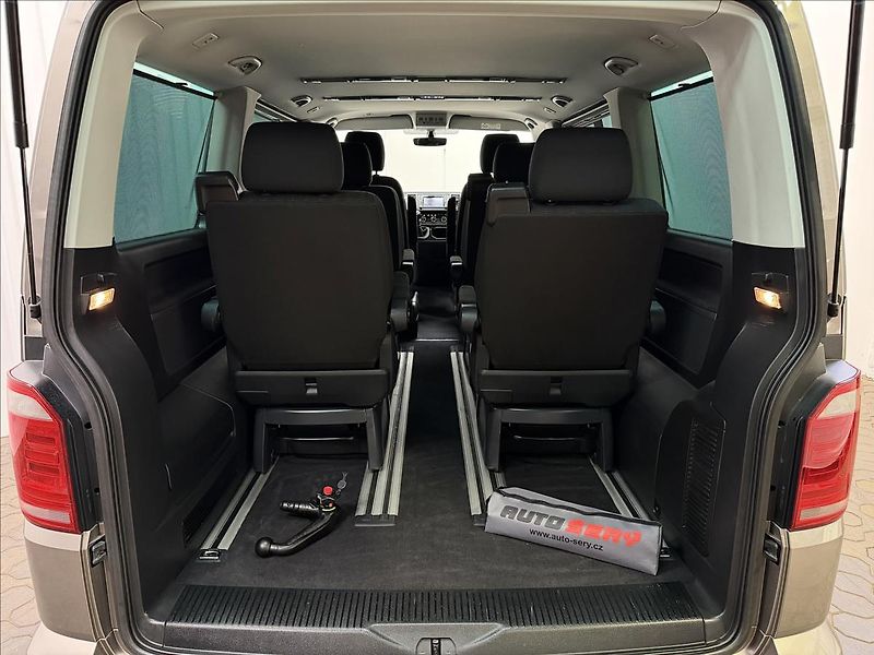 Volkswagen Multivan 2.0TDI 150kW COMFORT 2XALU - fotka 31 z 42