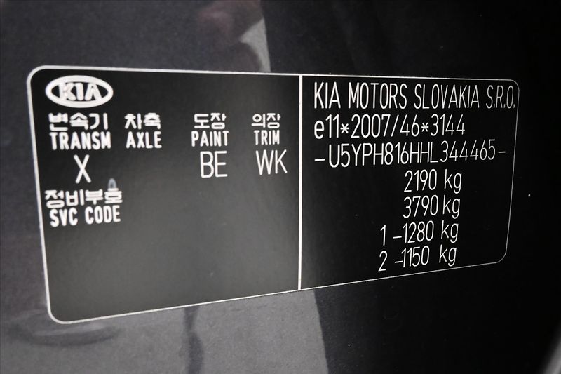 Kia Sportage 1,6 T-GDI 130 kW AWD AT - fotka 12 z 30