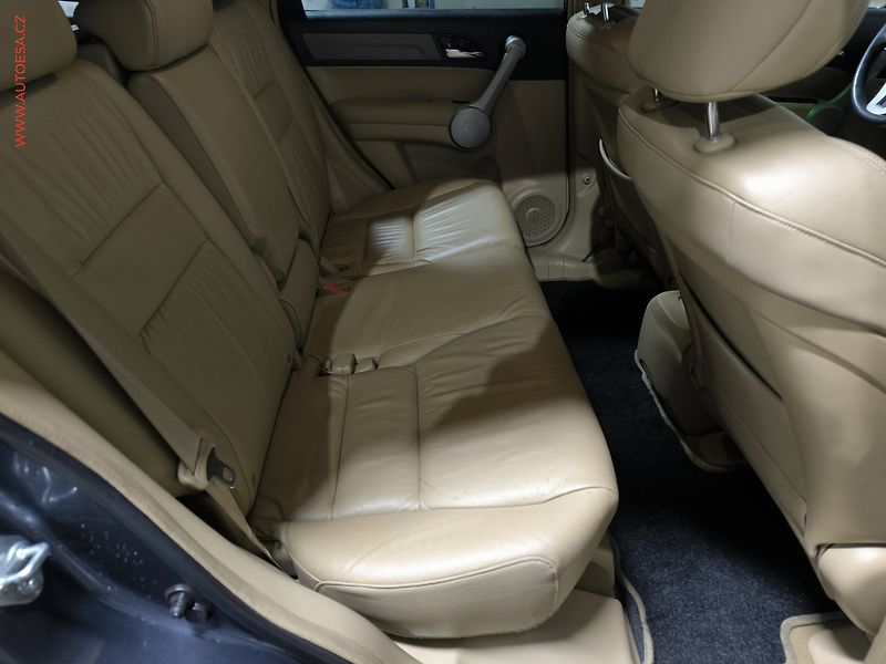 Honda CR-V (2008) 2.2 CTDi 4x4, Executive - fotka 11 z 17