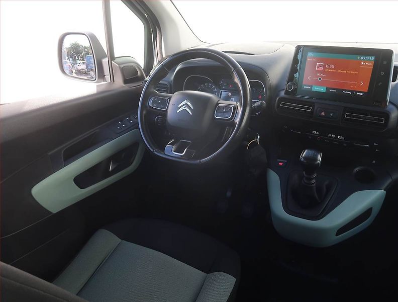 Citroën Berlingo (2019) Maxi Feel 1.2 PureTech, 5Míst - fotka 7 z 18