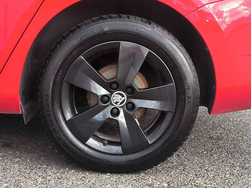 Škoda Fabia (2021) 1.0 TSi, 1.maj,ČR, Style - fotka 20 z 21