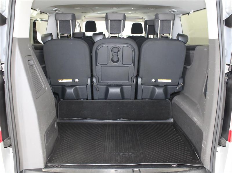Ford Tourneo Custom 2,0 EBlue 136kW AT Titan. ČR - fotka 21 z 22