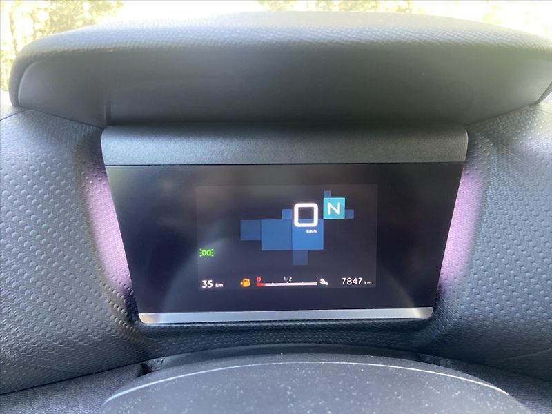 Citroën C4 1,2 PT 96kW Shine Aut Kůže HUD - fotka 26 z 34