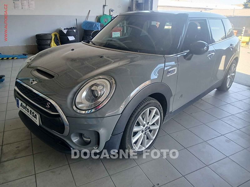 Mini Clubman (2018) 2.0i S, ČR, navi, bixen, AC - fotka 1 z 3