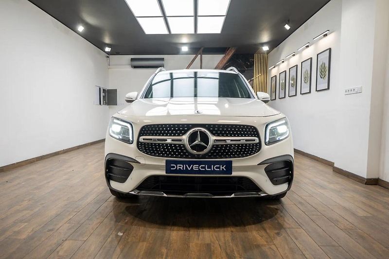 Mercedes-Benz GLB 200d 4Matic AMG Packet - fotka 2 z 41