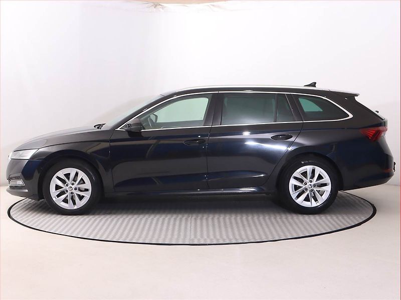 Škoda Octavia (2023) Style 2.0 TDI, Automat - fotka 3 z 24