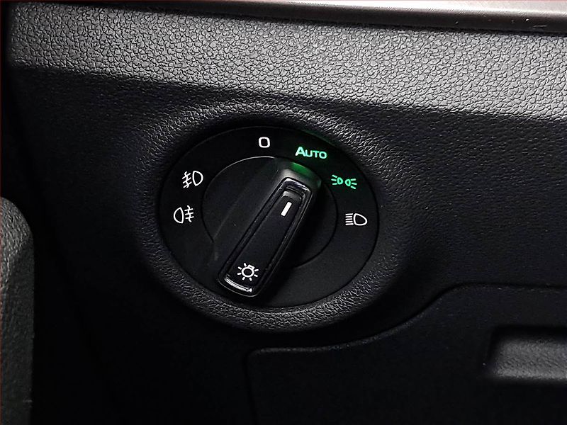 Škoda Scala (2019) Style 1.0 TSI, Automat, ČR - fotka 18 z 18