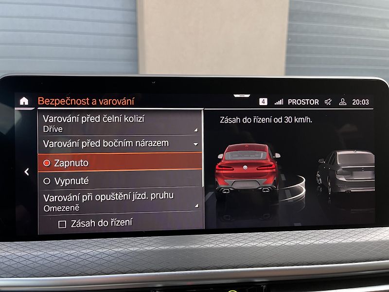 BMW X4 (2024) 3,0xD ///M 210Kw,TZ,webas,ACC - fotka 29 z 47