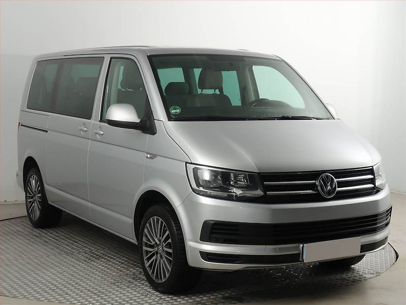 Volkswagen Caravelle (2016) Comfortline 2.0 TDI, 1Maj - fotografie inzerátu