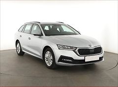 Škoda Octavia (2023) Ambition 2.0 TDI, ČR,1.maj - fotografie inzerátu