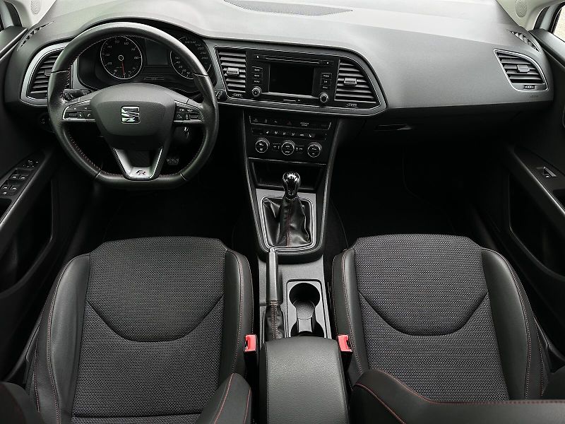 Seat Leon 1.4TSi FR Combi 122PS Sunset F - fotka 31 z 39