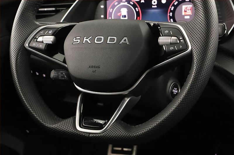 Škoda Octavia (2025) 2.0 TSI, Sportline, Automat - fotka 19 z 21