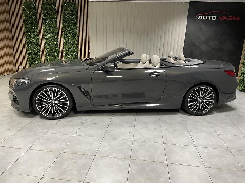 BMW Řada 8 M850i xDrive Laser REZERVACE  - fotka 10 z 21
