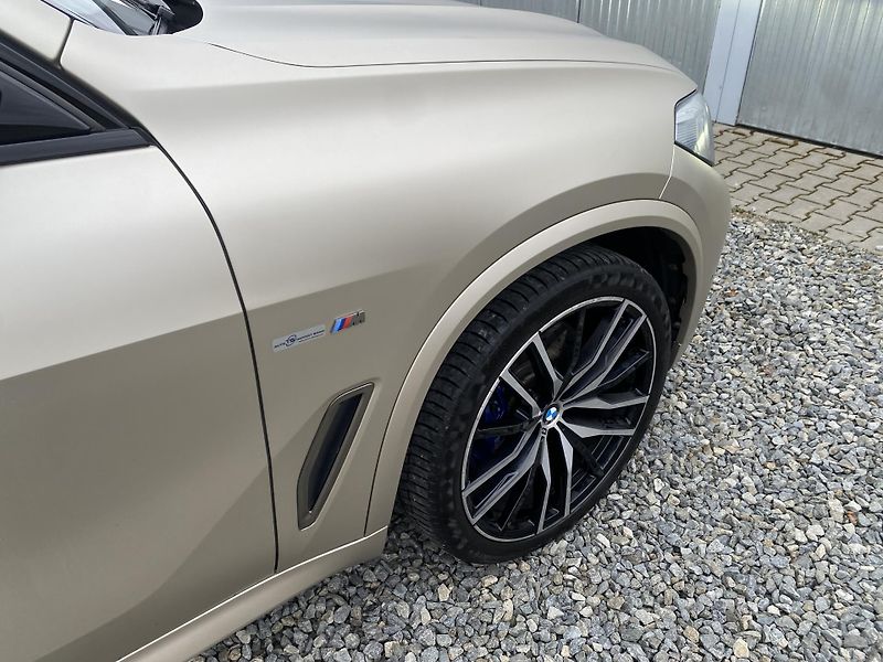 BMW X5 M50XD 4x4 400PS CZ DPH FULL 1A - fotka 63 z 171